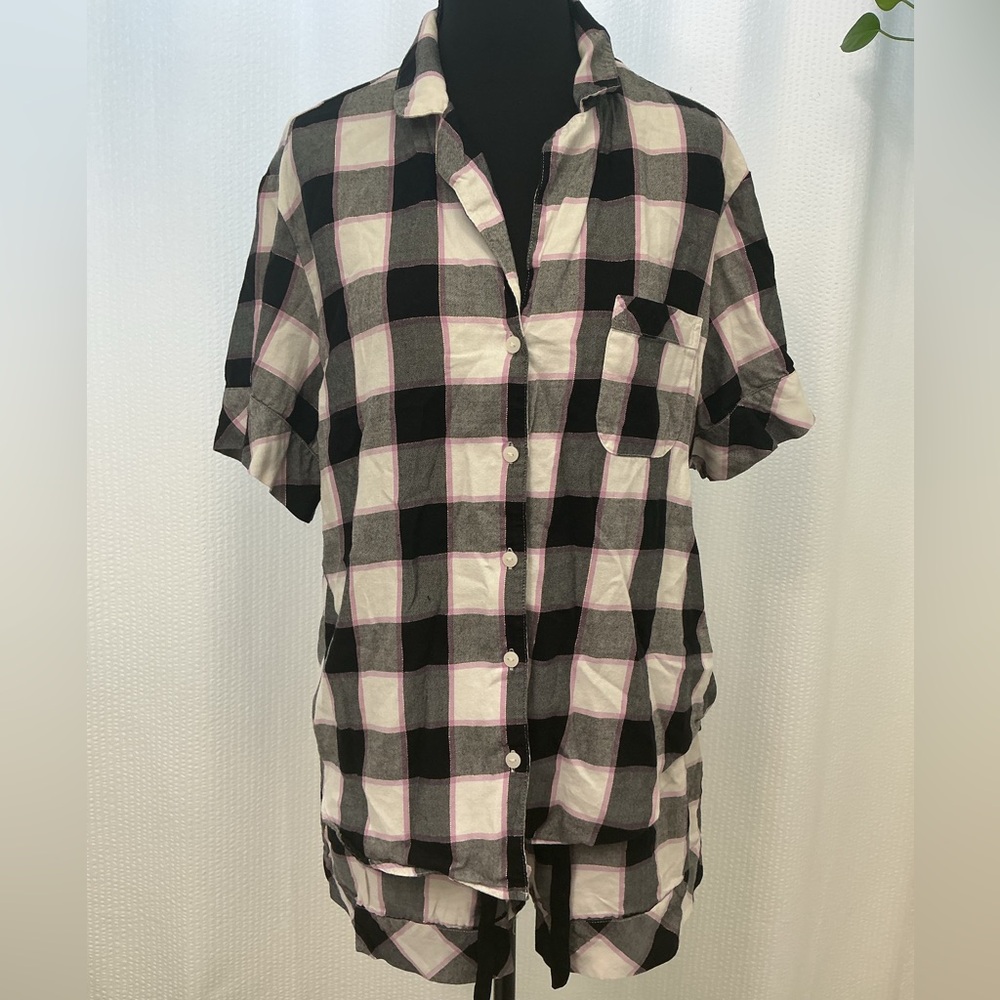 Victoria's Secret Black and White Plaid Pajama Set - Picture 2 of 5